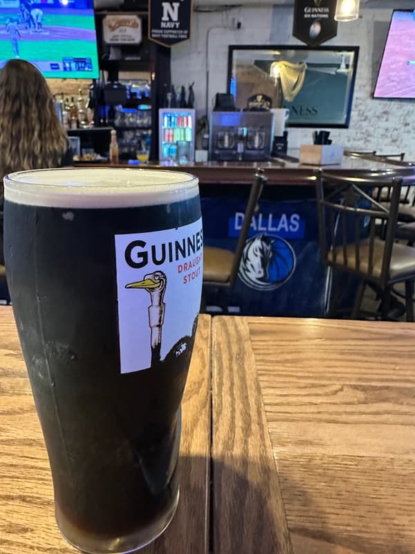 McNeal's Tavern and Eatery