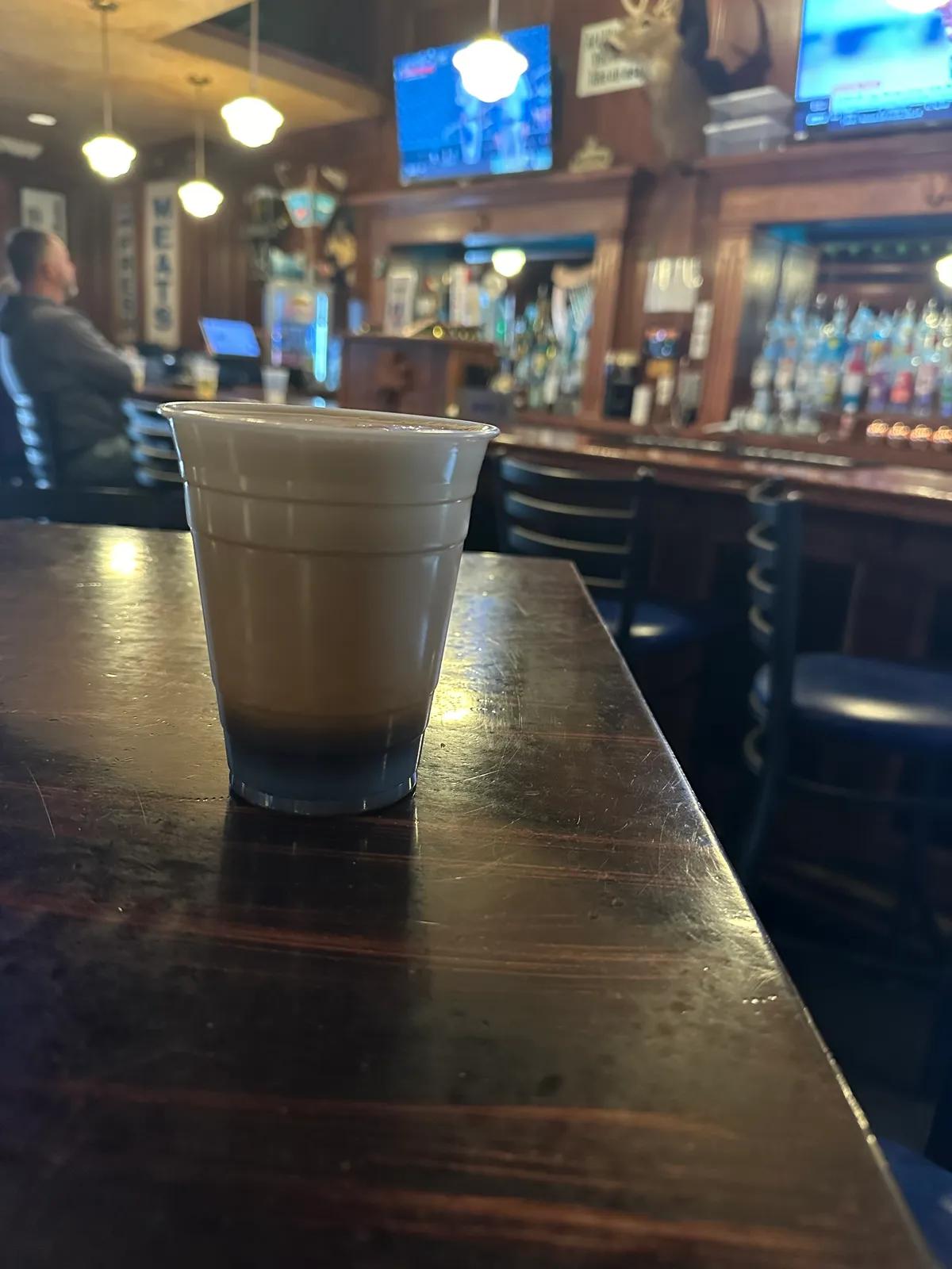 Annie's Irish Pub