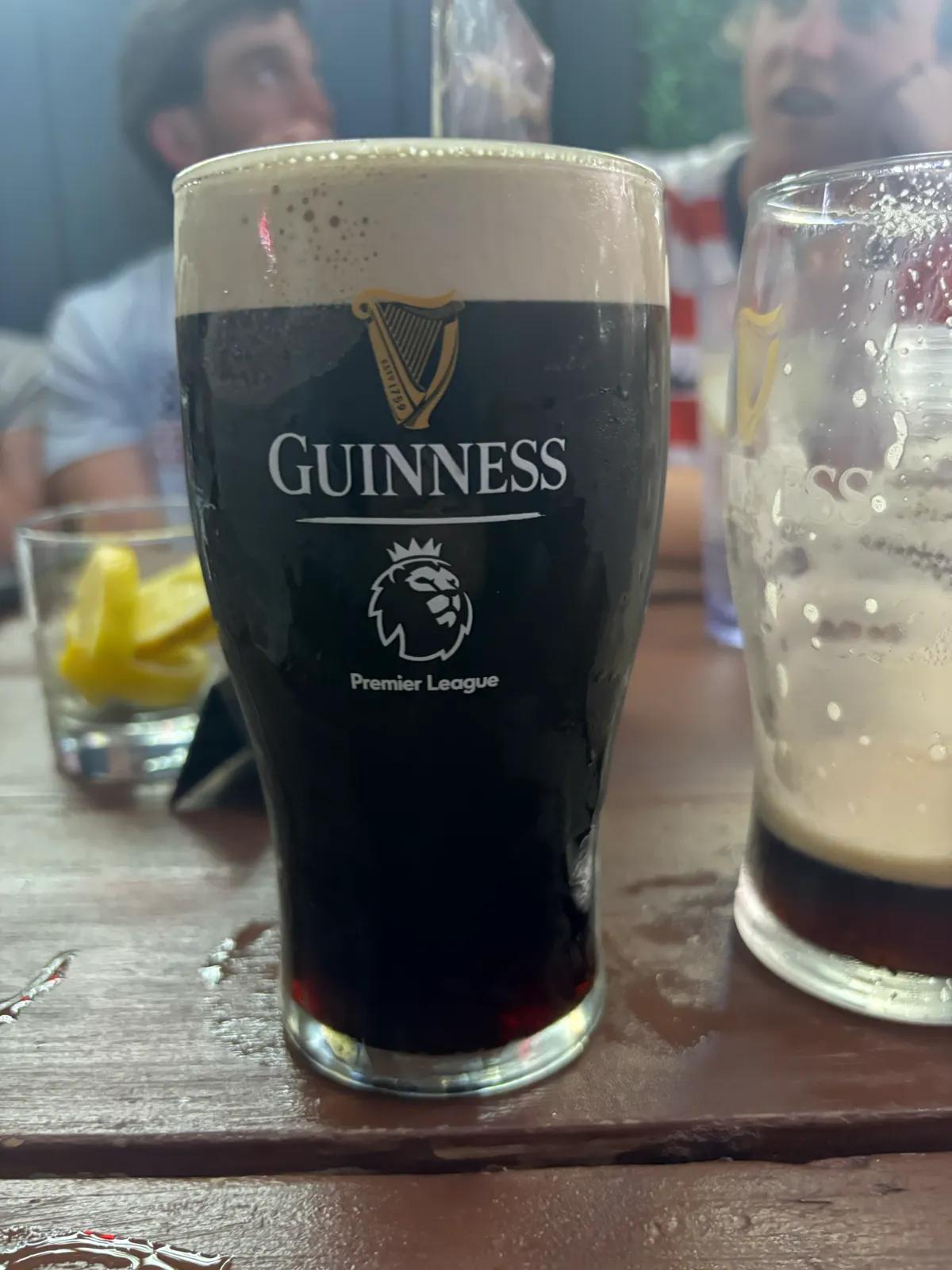 Farside Tavern