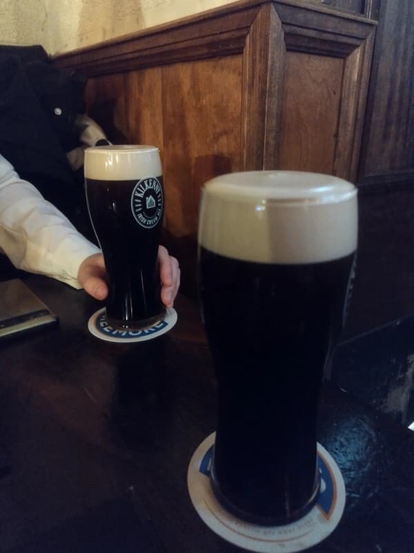 Ye Olde Orchard Pub & Grill