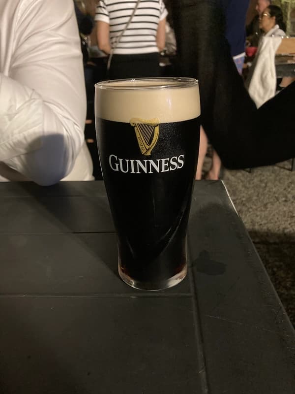 McGeary’s Irish Pub