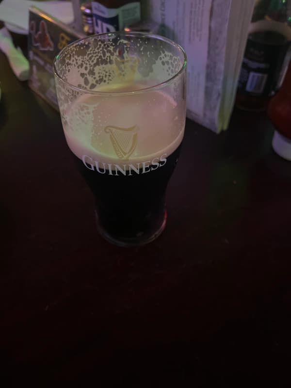 Hennessey's Tavern