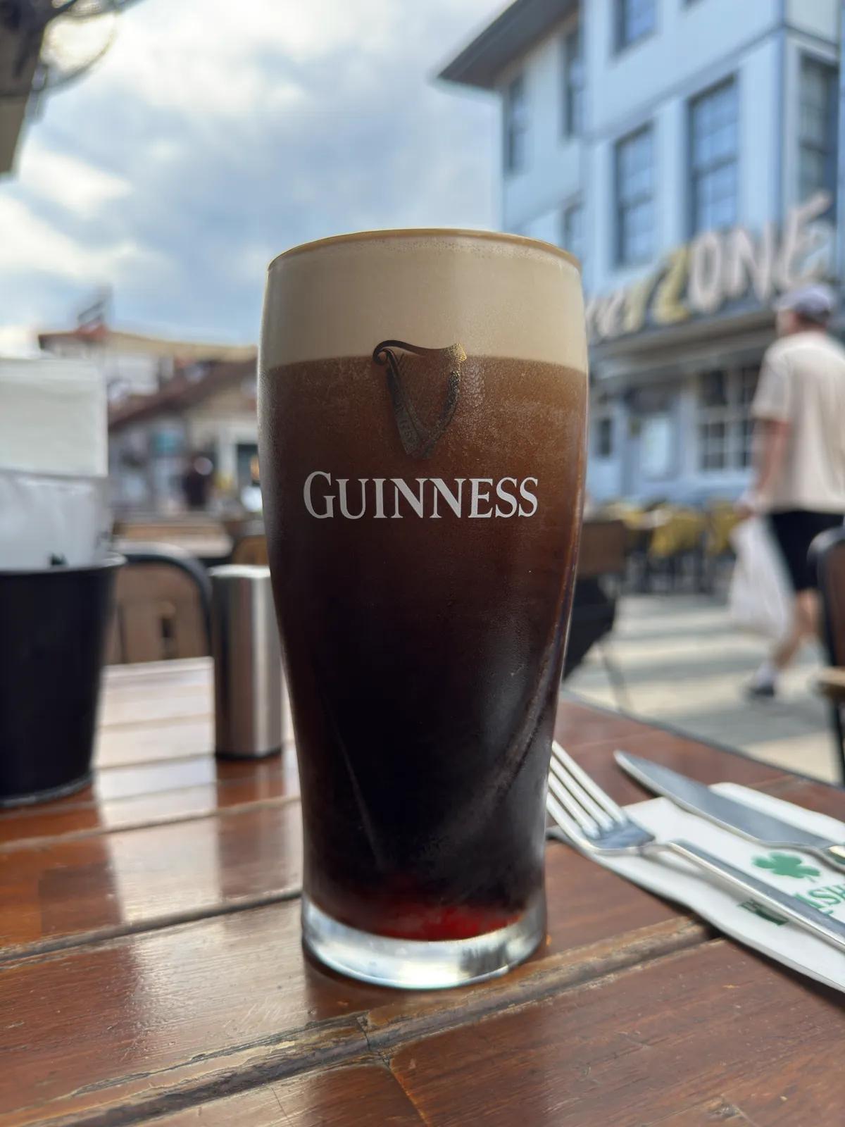 Dubh Linn Irish Pub