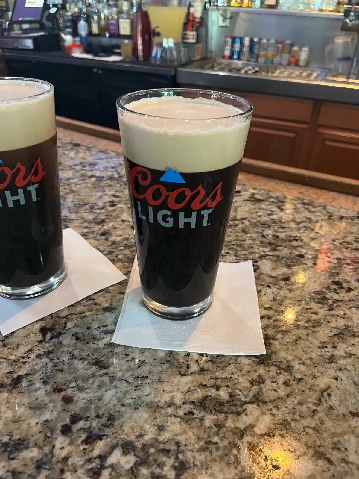 Rhino's Sports & Spirits