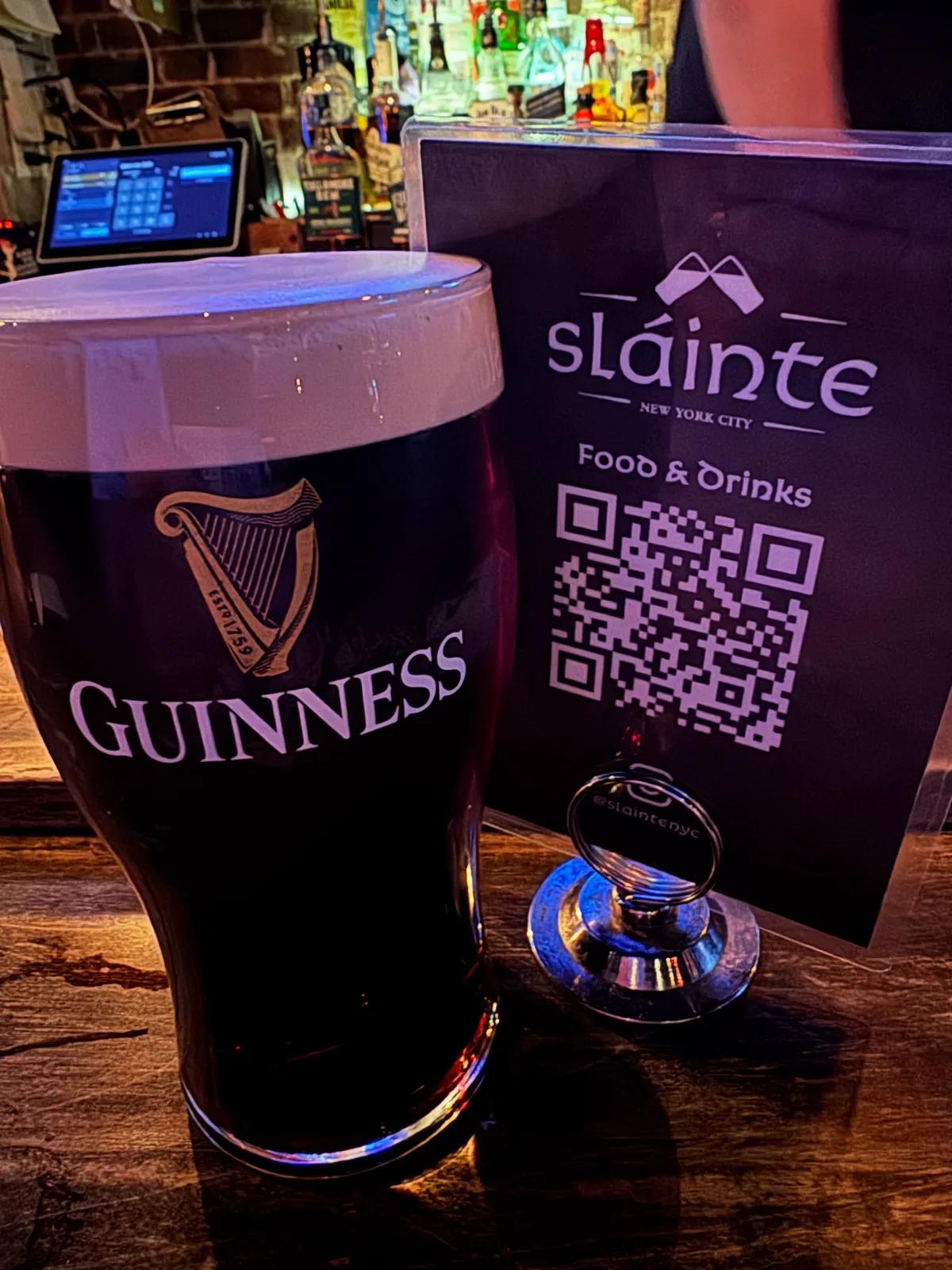 Sláinte Bar and Lounge