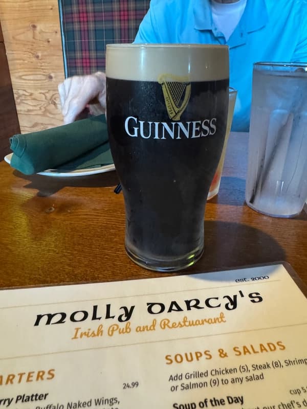 Molly Darcy's Irish Pub & Restaurant