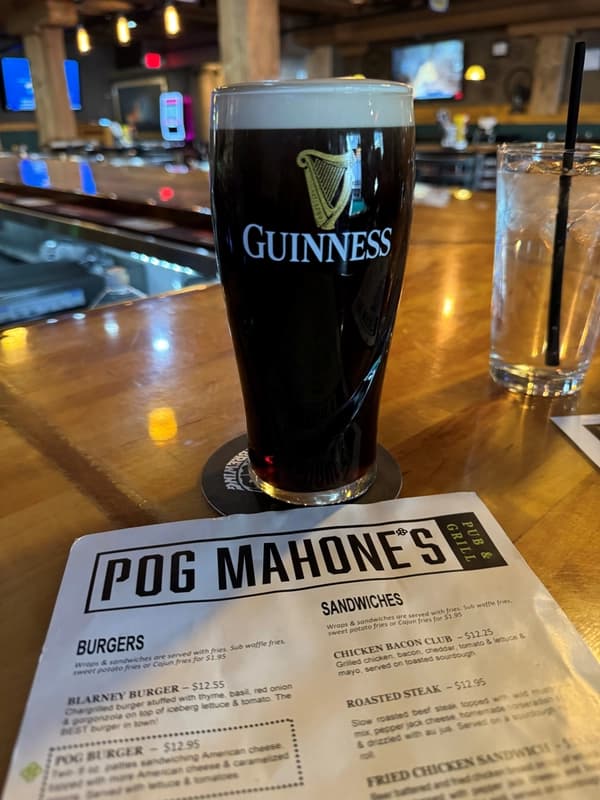 Pog Mahone's Pub & Grill