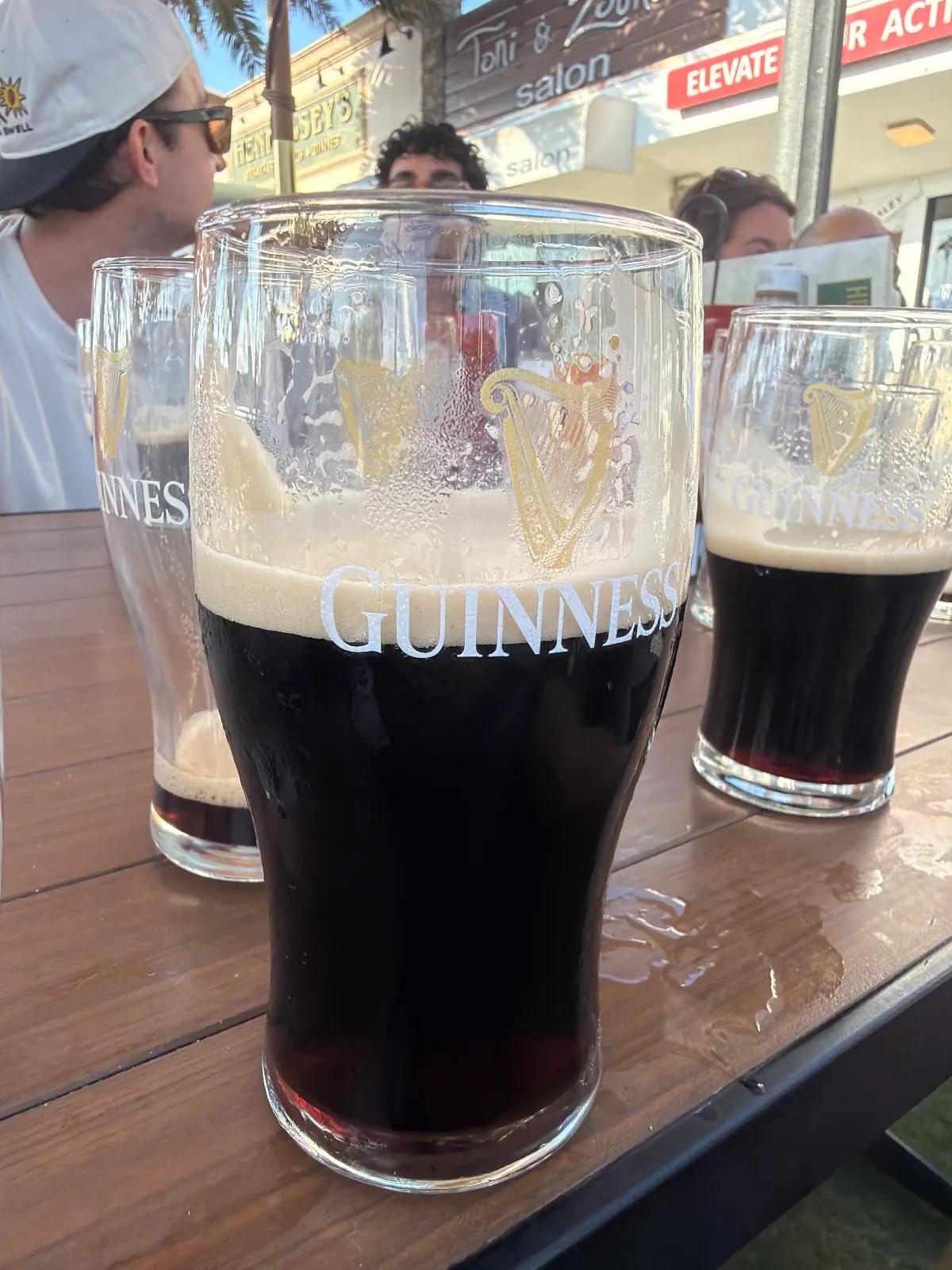 Hennessey's Tavern