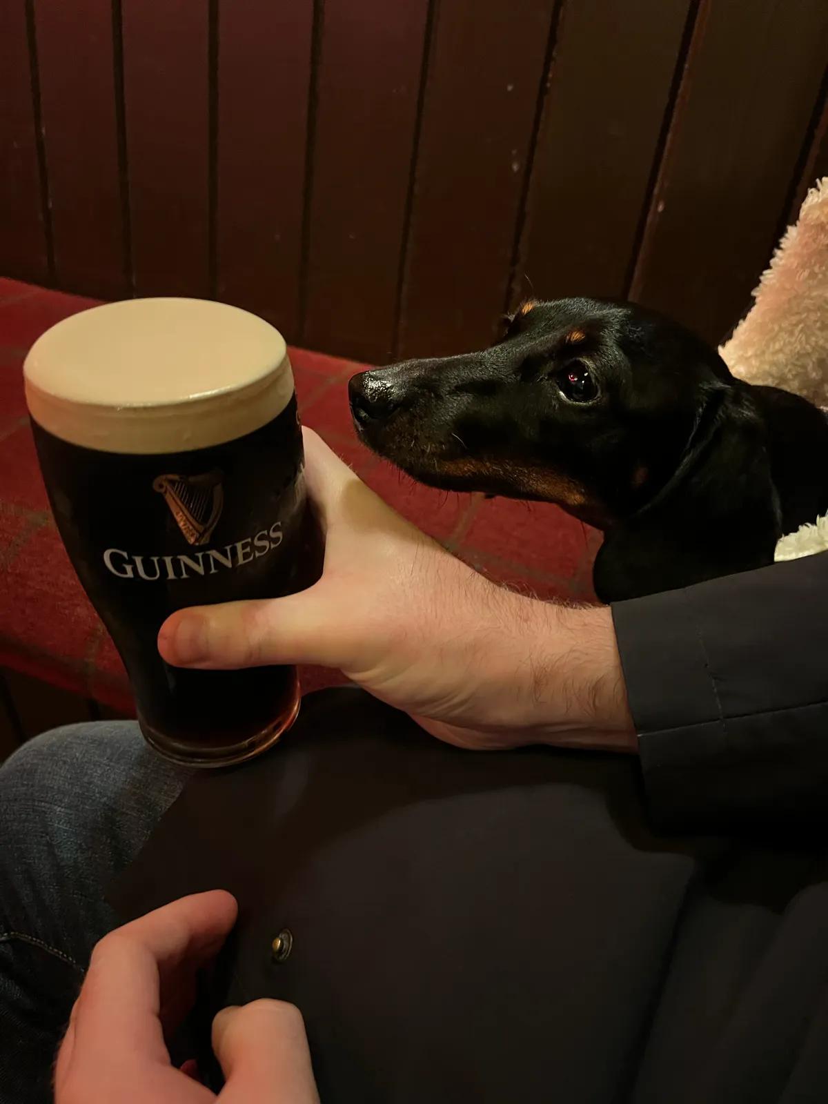Glynn's Bar