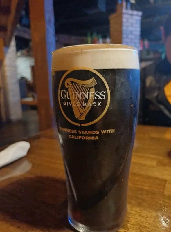 Hooleys Public House