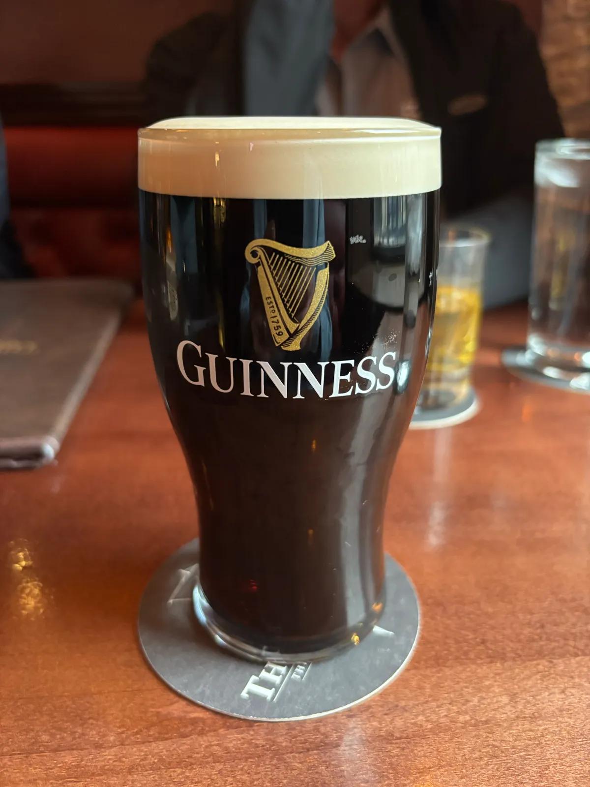 Kerryman Irish Bar & Restaurant