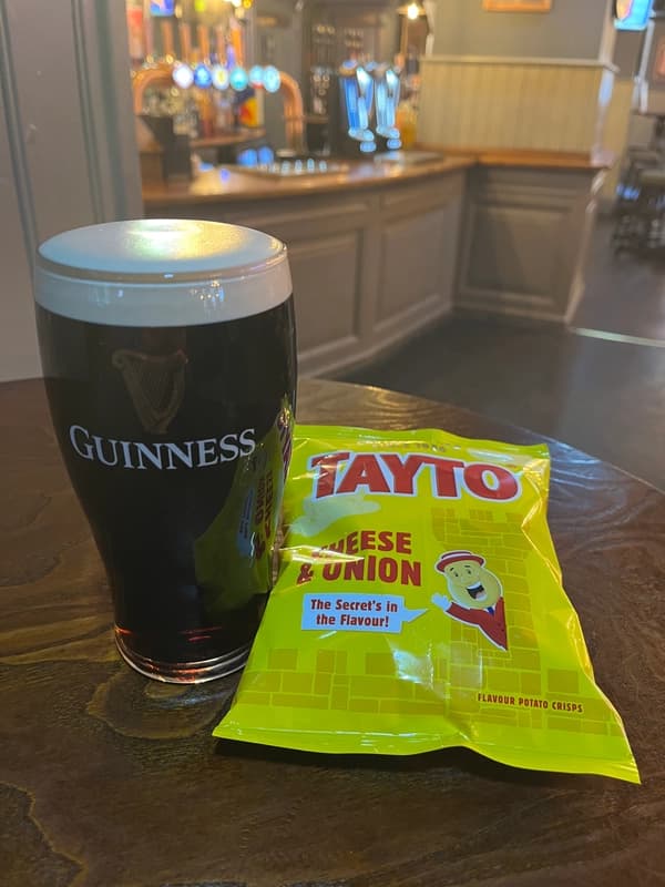O'Sheas Irish Bar