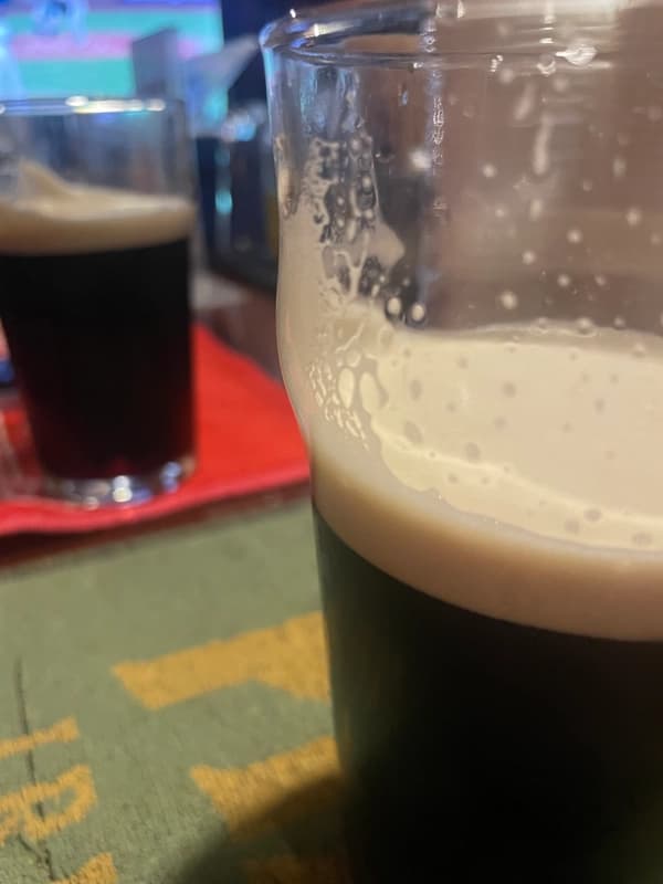 Crown & Anchor English Pub