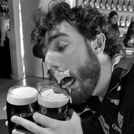 Youngman McCreamyPints's avatar